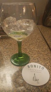 gin tonic miss maridajes restaurante bonito pop food